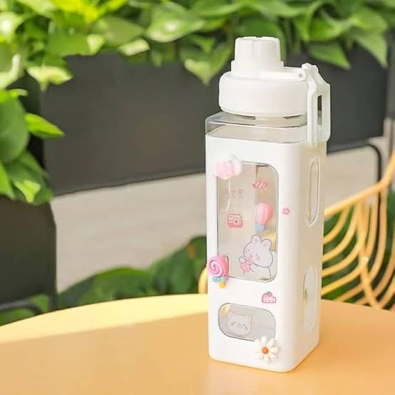 The Ultimate 700ml Kawaii Square Water Bottle, 700ml Kawaii Square Water Bottle with Straw, Stickers.